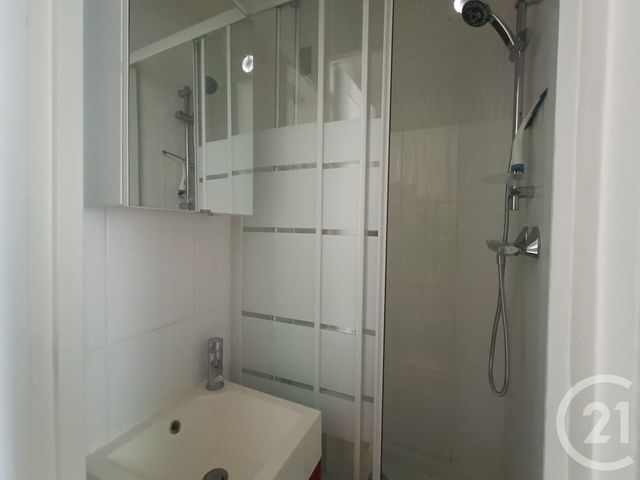 Appartement F2 à vendre - 2 pièces - 32.1 m2 - PARIS - 75017 - ILE-DE-FRANCE - Century 21 Patrimoine 17