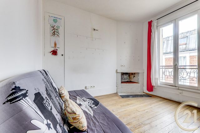 Studio à vendre - 1 pièce - 19.0 m2 - PARIS - 75017 - ILE-DE-FRANCE - Century 21 Patrimoine 17