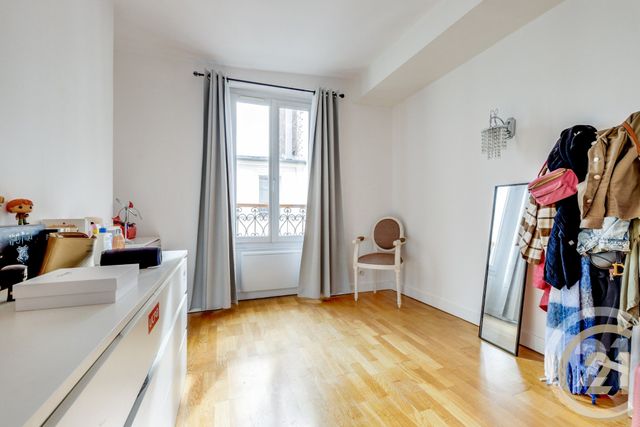 Appartement F4 à vendre - 4 pièces - 75.03 m2 - PARIS - 75017 - ILE-DE-FRANCE - Century 21 Patrimoine 17