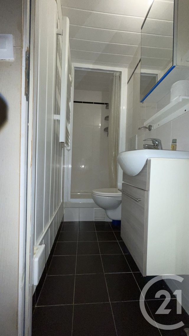 Appartement F2 à vendre - 2 pièces - 35.95 m2 - PARIS - 75017 - ILE-DE-FRANCE - Century 21 Patrimoine 17