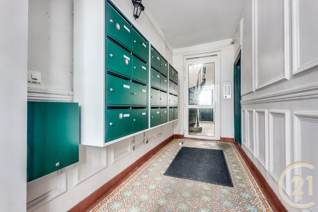 Appartement F4 à vendre - 4 pièces - 70.75 m2 - PARIS - 75017 - ILE-DE-FRANCE - Century 21 Patrimoine 17