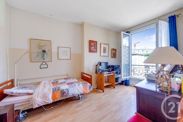 Afficher la photo en grand Appartement F2 à vendre - 2 pièces - 43.46 m2 - PARIS - 75017 - ILE-DE-FRANCE - Century 21 Patrimoine 17