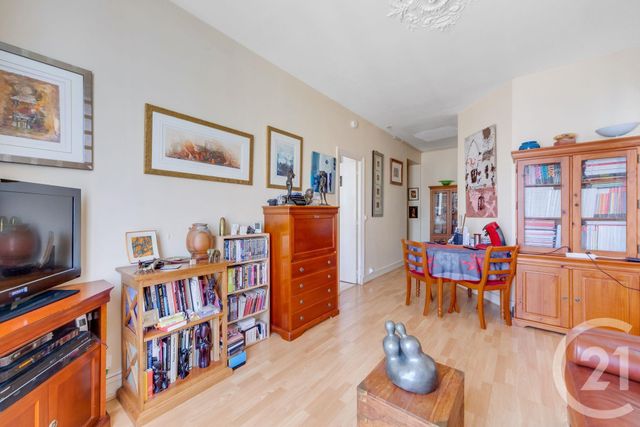 Afficher la photo en grand Appartement F2 à vendre - 2 pièces - 43.46 m2 - PARIS - 75017 - ILE-DE-FRANCE - Century 21 Patrimoine 17