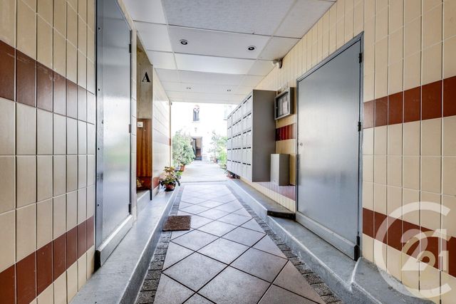 Appartement F1 à vendre - 1 pièce - 14.73 m2 - PARIS - 75017 - ILE-DE-FRANCE - Century 21 Patrimoine 17