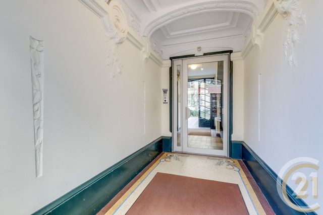 Appartement F2 à vendre - 3 pièces - 54.0 m2 - PARIS - 75017 - ILE-DE-FRANCE - Century 21 Patrimoine 17
