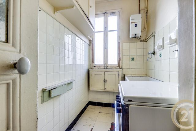 Afficher la photo en grand Appartement F3 à vendre - 3 pièces - 44.42 m2 - PARIS - 75017 - ILE-DE-FRANCE - Century 21 Patrimoine 17