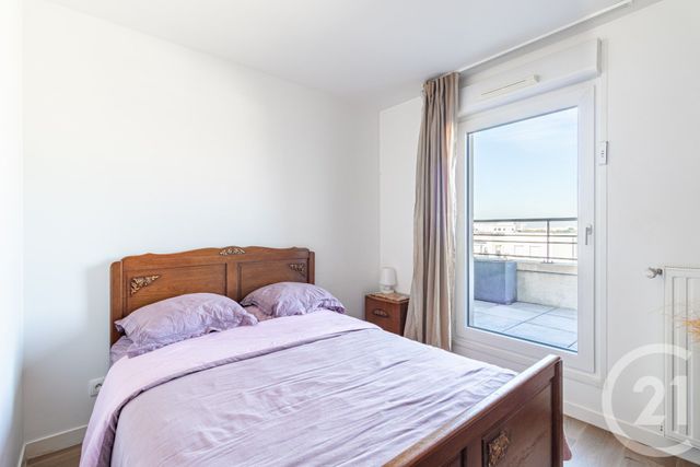 Appartement F5 à vendre - 5 pièces - 106.85 m2 - ST OUEN - 93 - ILE-DE-FRANCE - Century 21 Patrimoine 17