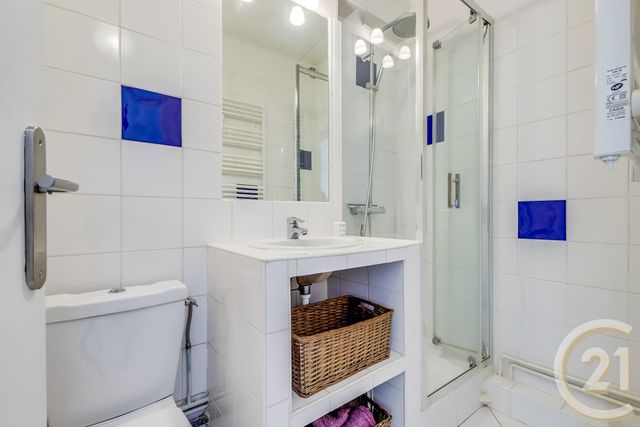 Appartement F1 à vendre - 1 pièce - 26.0 m2 - PARIS - 75017 - ILE-DE-FRANCE - Century 21 Patrimoine 17