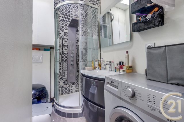 Appartement F1 à vendre - 1 pièce - 12.95 m2 - PARIS - 75017 - ILE-DE-FRANCE - Century 21 Patrimoine 17