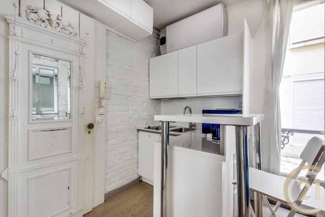 Appartement Studio à vendre - 1 pièce - 18.41 m2 - PARIS - 75017 - ILE-DE-FRANCE - Century 21 Patrimoine 17
