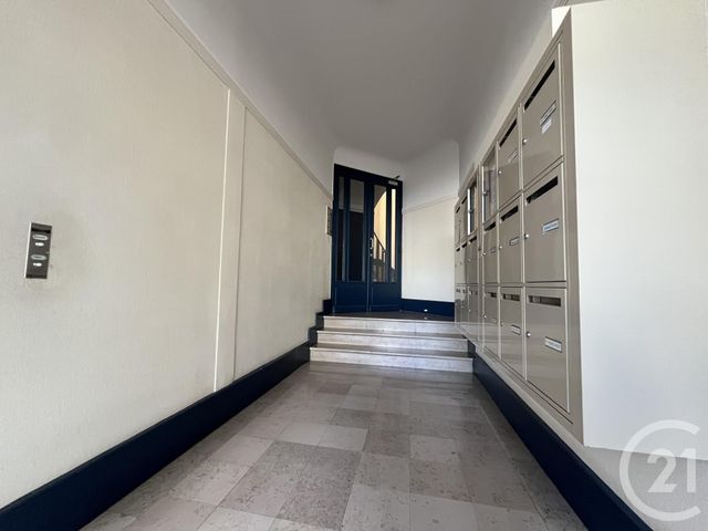 Appartement F2 à vendre - 2 pièces - 34.09 m2 - PARIS - 75017 - ILE-DE-FRANCE - Century 21 Patrimoine 17