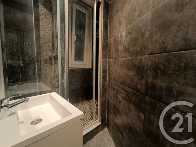 Appartement F3 à vendre - 3 pièces - 56.34 m2 - PARIS - 75017 - ILE-DE-FRANCE - Century 21 Patrimoine 17