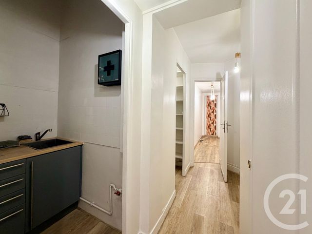 Appartement F1 à vendre - 1 pièce - 38.06 m2 - PARIS - 75017 - ILE-DE-FRANCE - Century 21 Patrimoine 17