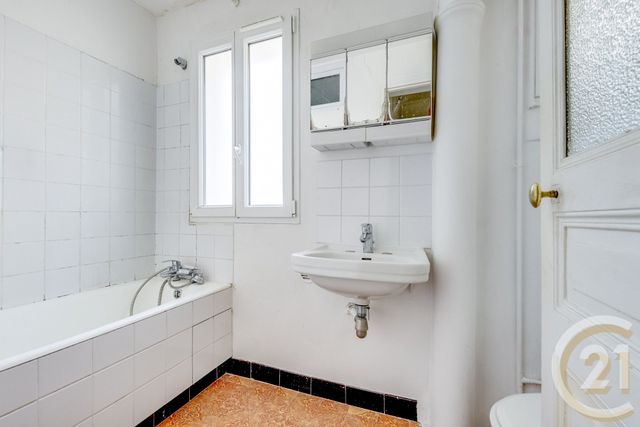 Appartement F2 à vendre - 2 pièces - 34.8 m2 - PARIS - 75017 - ILE-DE-FRANCE - Century 21 Patrimoine 17