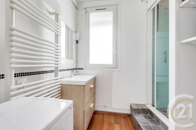 Appartement F2 à vendre - 2 pièces - 37.56 m2 - PARIS - 75017 - ILE-DE-FRANCE - Century 21 Patrimoine 17