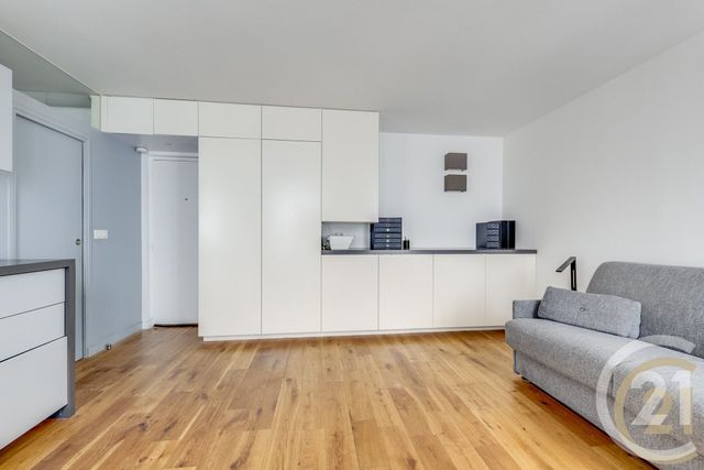 Appartement Studio à vendre - 1 pièce - 23.16 m2 - PARIS - 75017 - ILE-DE-FRANCE - Century 21 Patrimoine 17