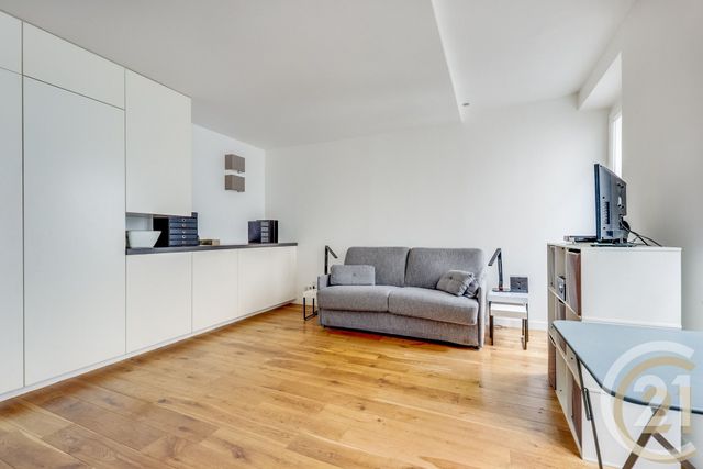 Appartement Studio à vendre - 1 pièce - 23.16 m2 - PARIS - 75017 - ILE-DE-FRANCE - Century 21 Patrimoine 17