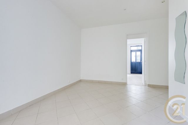 Appartement F2 à vendre - 2 pièces - 34.0 m2 - PARIS - 75017 - ILE-DE-FRANCE - Century 21 Patrimoine 17