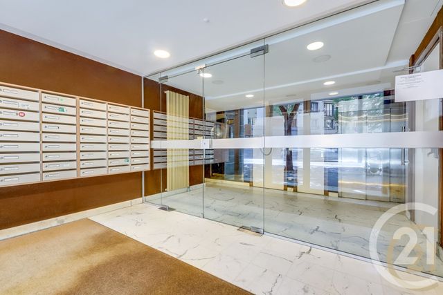 Appartement F3 à vendre - 3 pièces - 63.31 m2 - PARIS - 75017 - ILE-DE-FRANCE - Century 21 Patrimoine 17
