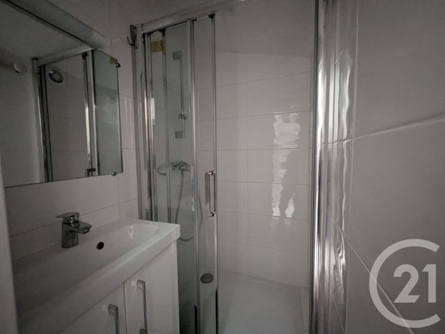 Appartement F2 à vendre - 2 pièces - 28.21 m2 - PARIS - 75017 - ILE-DE-FRANCE - Century 21 Patrimoine 17