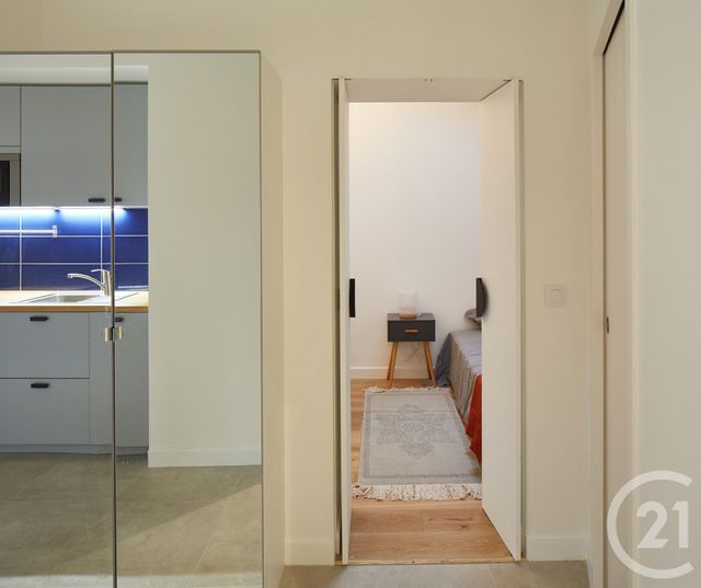 Appartement F4 à vendre - 4 pièces - 57.2 m2 - PARIS - 75017 - ILE-DE-FRANCE - Century 21 Patrimoine 17